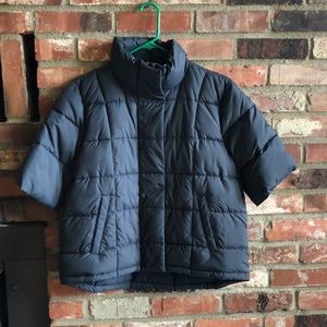 Short sleeve puffer coat